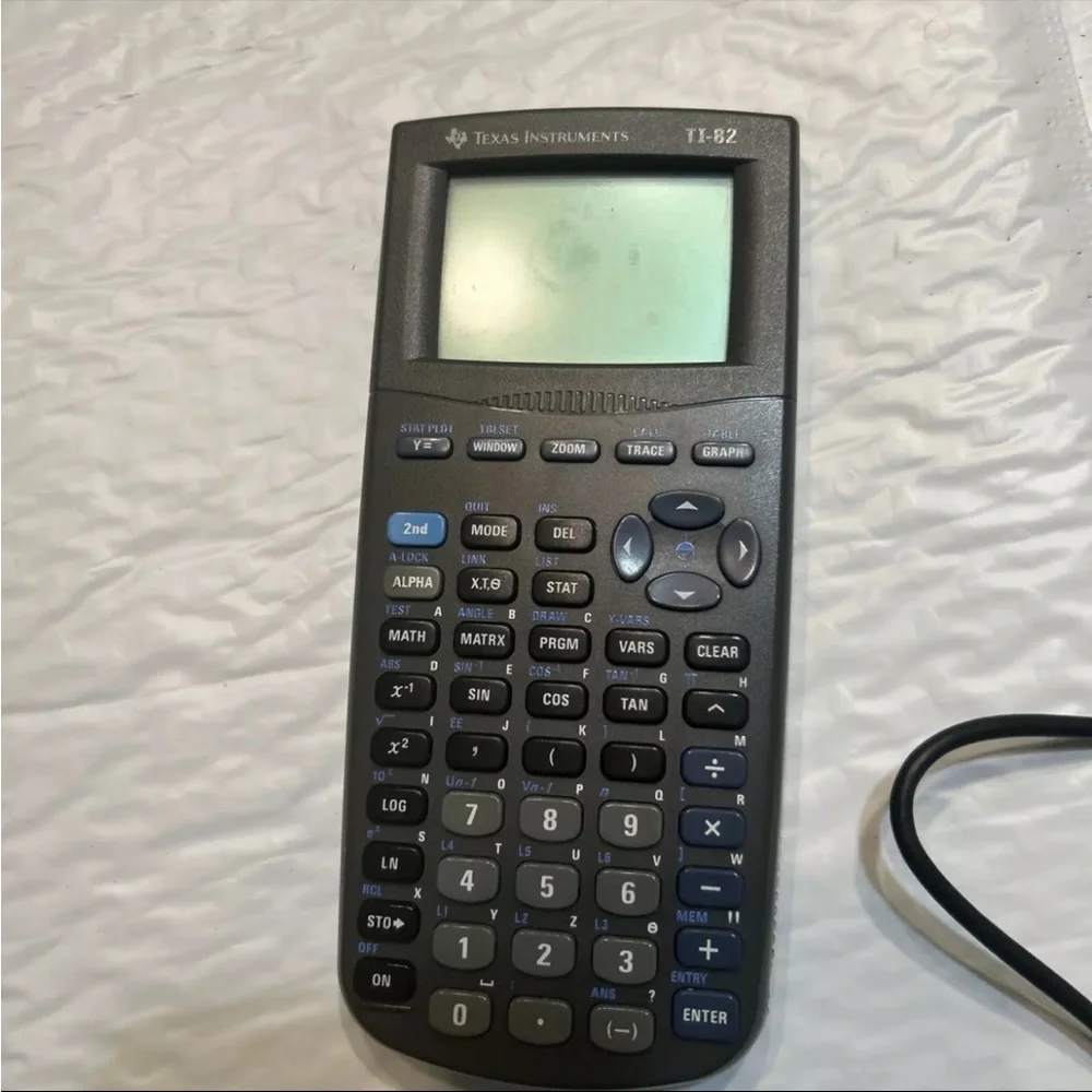 Texas Instrument TI 82 Graphing Calculator W Cover Tested